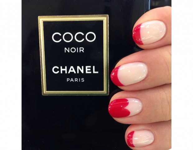 French manicure in rosso