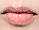 Semplice lip gloss trasparente