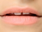 Delicato rosa salmone per il trucco labbra