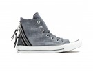 In tela con dettagli zip