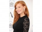 Jessica Chastain: liscio naturale con ciuffo laterale