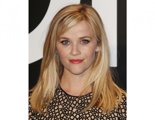 Reese Witherspoon: taglio medio con ciuffo