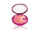 Blush delicato, ma al contempo molto pigmentato. Se mixato risulta un rosa pesca intenso Blush delicato, ma al contempo molto pigmentato. Se mixato risulta un rosa pesca intenso