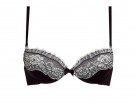 Reggiseno preformato con dettagli in pizzo
