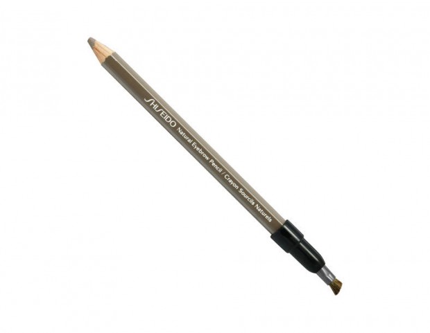 Una matita biondo cenere per delineare le sopracciglia chiare