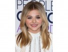 Effetto splashlight per i capelli biondi di Chloe Grace Moretz