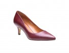 Decolletè in pelle color cherry