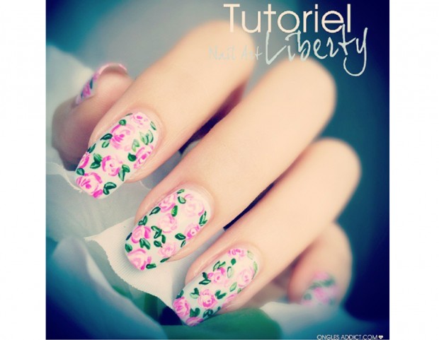 Nail art con rose