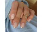 Oro satinato per la french manicure