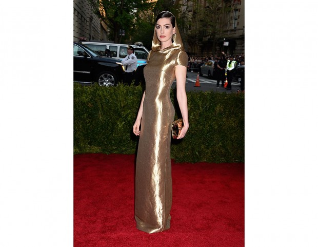 Anne Hathaway in Ralph Lauren