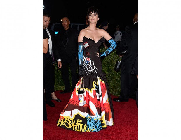 Katy Perry in Moschino