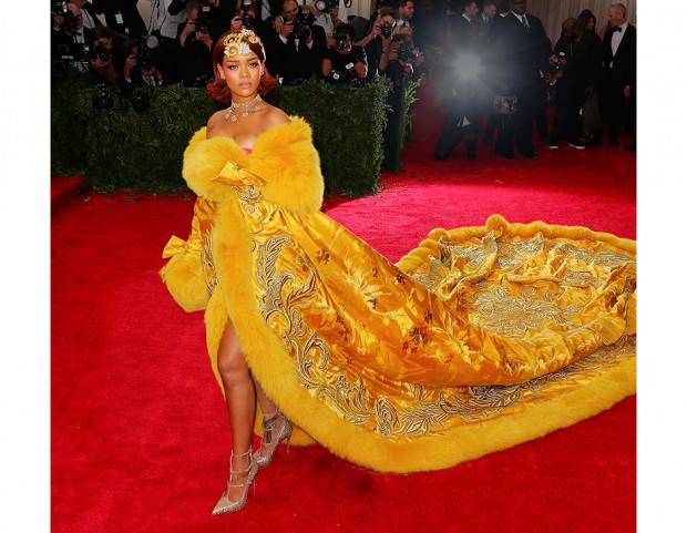 Rihanna in Guo Pei Couture