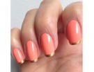French manicure oro su base corallo