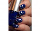 Base blu e pois luminosi