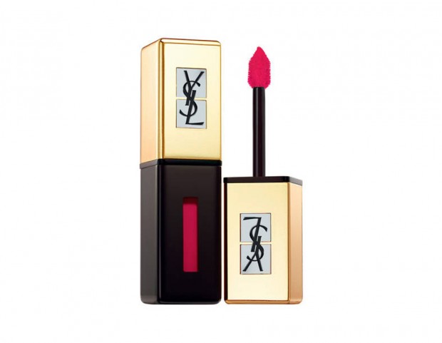 Intensità di un rossetto con la brillantezza di un gloss