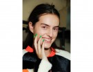 Manicure dai toni fluo