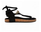 In suede con dettagli oro