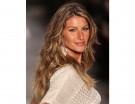 Gisele è affezionatissima alla sua chioma leonina mossa