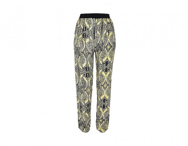 Pantaloni peg-leg