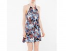 Mini abito con dettaglio cut-out