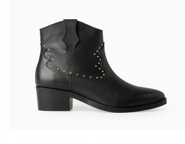 Stivaletto in pelle con micro borchie