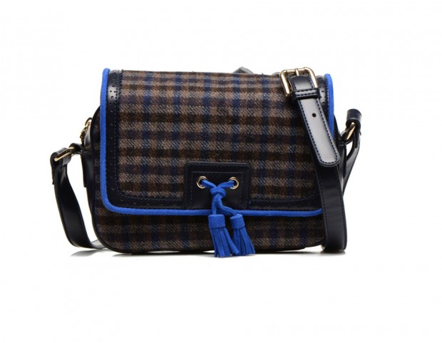 Borsa postina con dettagli in vernice