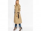 Trench beige con dettagli neri a contrasto