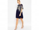 Abito longuette con ricami e strass