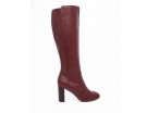 Color burgundy