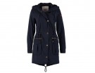 Con silhouette definita e color navy