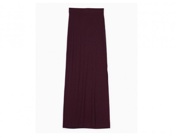 Easy-chic in maglia color burgundy