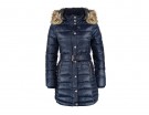 Blu navy con cintura in vita e collo in ecopelliccia