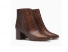 Ankle boots in pelle con tacco svasato