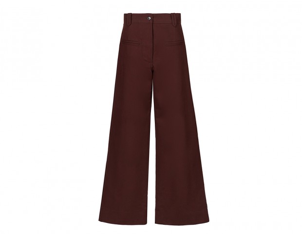 Pantaloni ampi alla caviglia