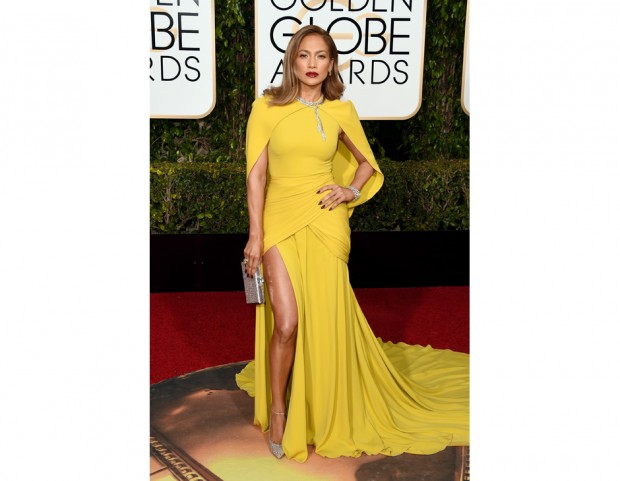 Jennifer Lopez in Giambattista Valli