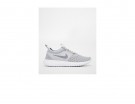 Sneakers con tomaia traforata traspirante