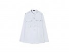 Azzurro “Serenity”, con dettagli “military”