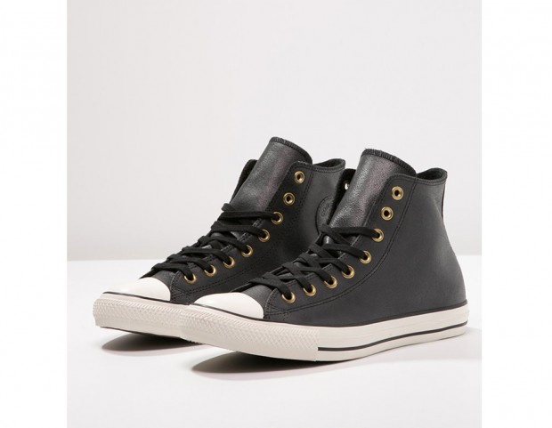 Le Chuck Taylor effetto pelle