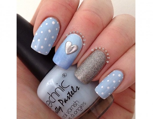 Cuori, pois e glitter per la manicure