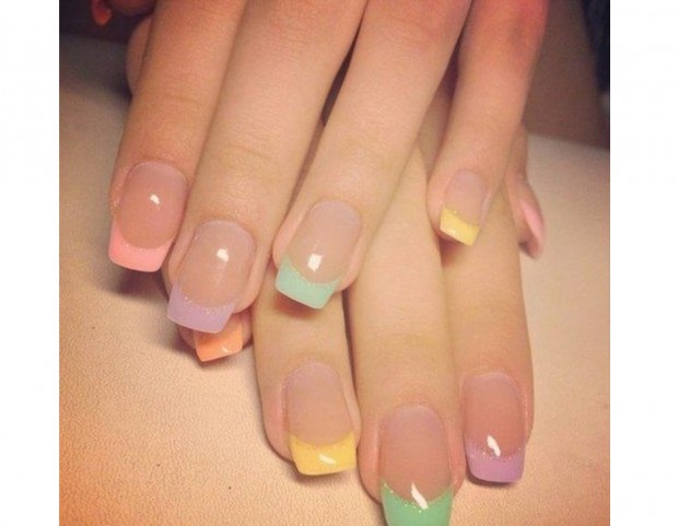 French manicure multicolor