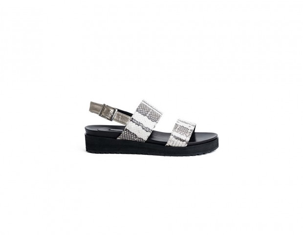 Sandali con fasce in pelle pitonata Sandali con fasce in pelle pitonata