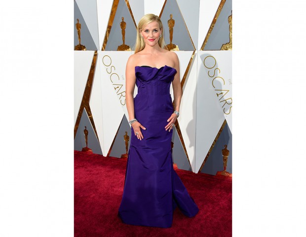 Reese Witherspoon in Oscar de La Renta