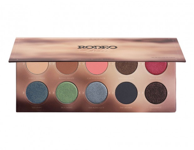 Palette colorata per il tuo smokey eyes preferito