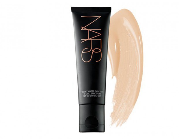Coniuga protezione e perfezione a un finish vellutato e naturale