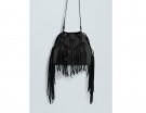 Boho, con frange “all-over”