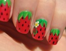 Fragole e fiorellino