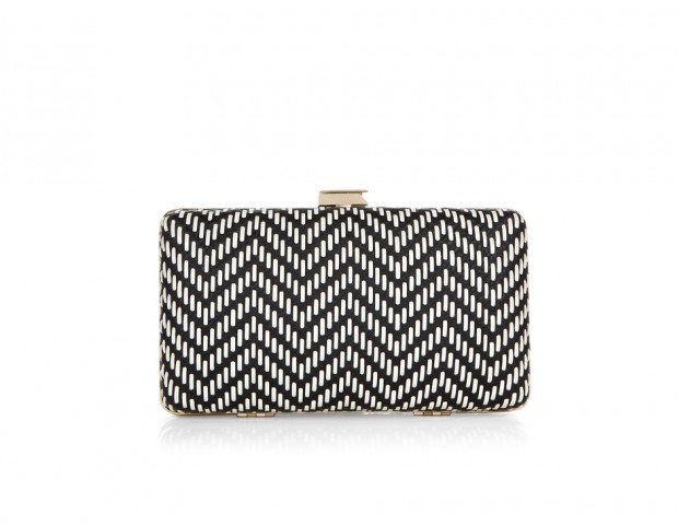 Clutch rigida con motivo grafico