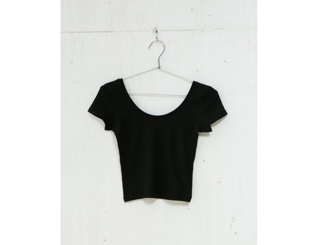 Maglia cropped a maniche corte