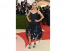 Amber Valletta in H&M