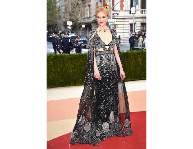 Nicole Kidman in Alexander McQueen